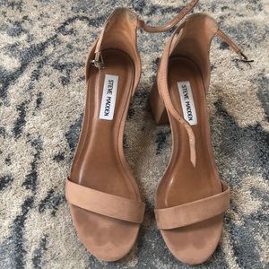 Steve Madden block sandal. Worn a few times.